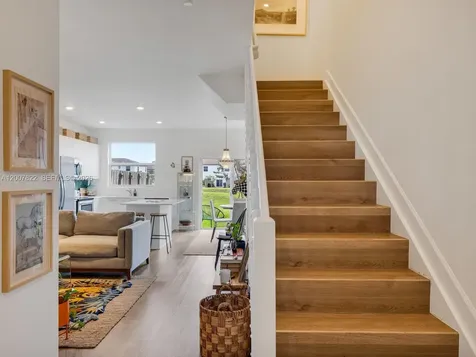 2349 NW 122nd Terrace Miami FL 33167