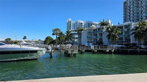 7900 Harbor Island Drive North Bay Village FL 33141