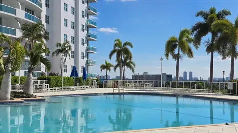 7900 Harbor Island Drive North Bay Village FL 33141