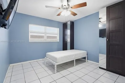 5300 Washington Street Hollywood FL 33021