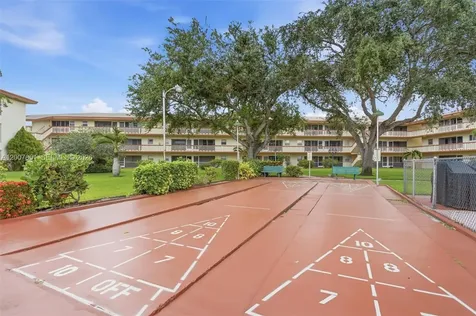 5300 Washington Street Hollywood FL 33021