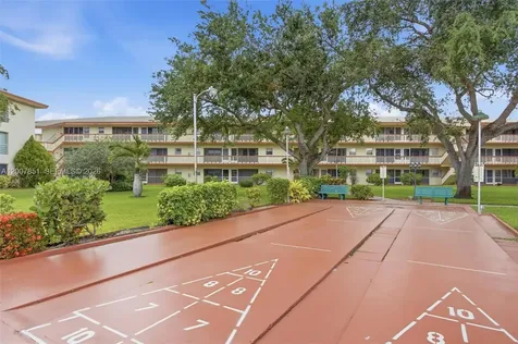 5300 Washington Street Hollywood FL 33021