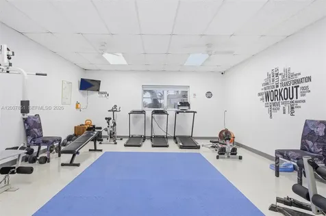 5300 Washington Street Hollywood FL 33021