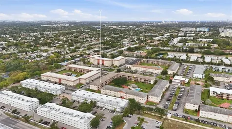 5300 Washington Street Hollywood FL 33021