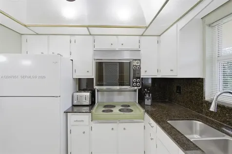 5300 Washington Street Hollywood FL 33021