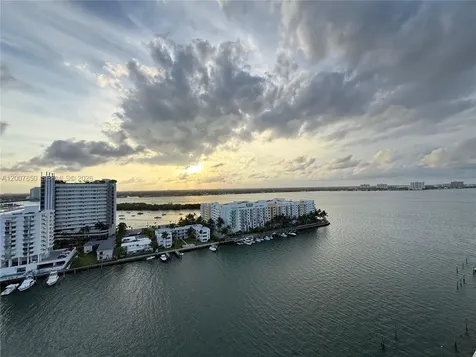 7930 East Drive North Bay Village FL 33141