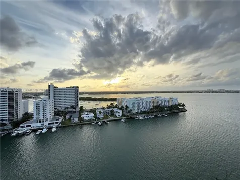 7930 East Drive North Bay Village FL 33141