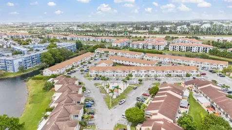 9187 Fontainebleau Boulevard Miami FL 33172
