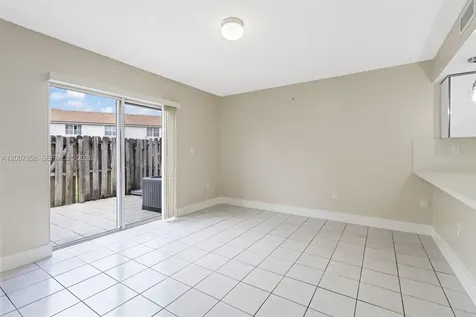 9187 Fontainebleau Boulevard Miami FL 33172