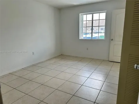 18388 NW 75th Passage Hialeah FL 33015