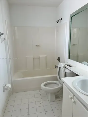 18388 NW 75th Passage Hialeah FL 33015