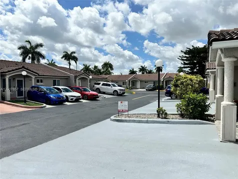 18388 NW 75th Passage Hialeah FL 33015