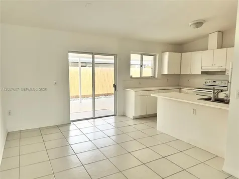 18388 NW 75th Passage Hialeah FL 33015