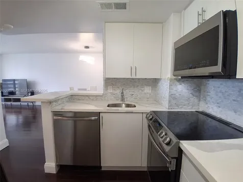 770 Claughton Island Drive Miami FL 33131