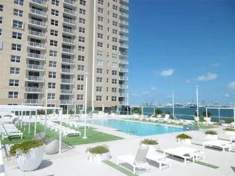 770 Claughton Island Drive Miami FL 33131