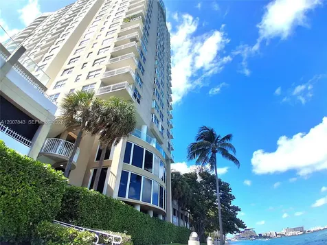 770 Claughton Island Drive Miami FL 33131