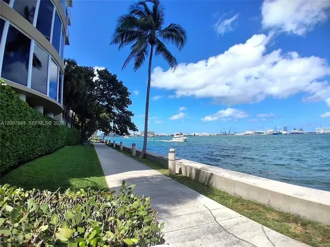 770 Claughton Island Drive Miami FL 33131