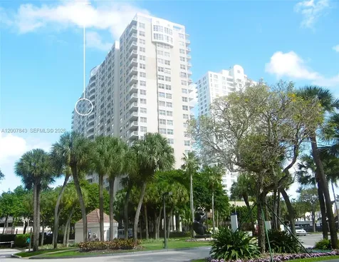 770 Claughton Island Drive Miami FL 33131