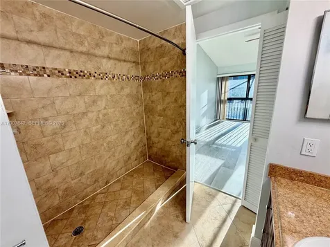 4403 SW 70th Terrace Davie FL 33314