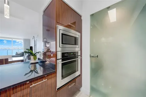 3951 S Ocean Drive Hollywood FL 33019