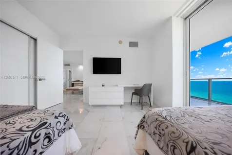 3951 S Ocean Drive Hollywood FL 33019