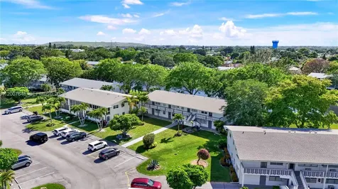 28 Islewood B Deerfield Beach FL 33442