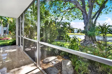 28 Islewood B Deerfield Beach FL 33442