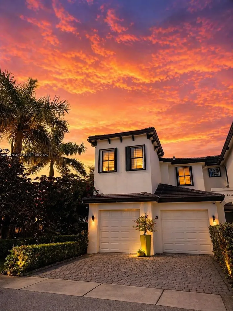 22405 SW 102nd Avenue Miami FL 33190