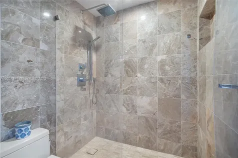 888 Brickell Key Drive Miami FL 33131