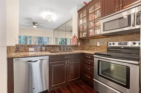 716 SW 122nd Avenue Pembroke Pines FL 33025
