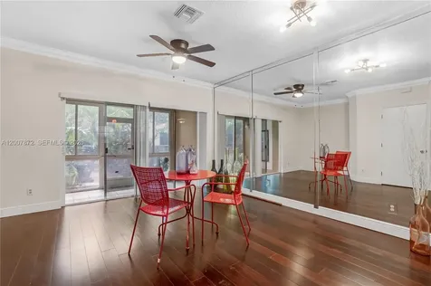 716 SW 122nd Avenue Pembroke Pines FL 33025