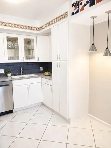 2050 Newcastle C Boca Raton FL 33434