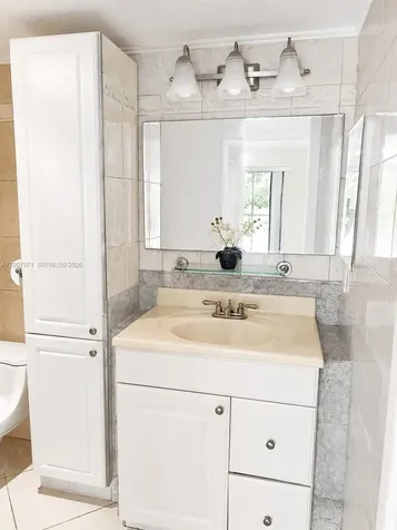 2050 Newcastle C Boca Raton FL 33434