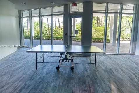 6515 Collins Avenue Miami Beach FL 33141