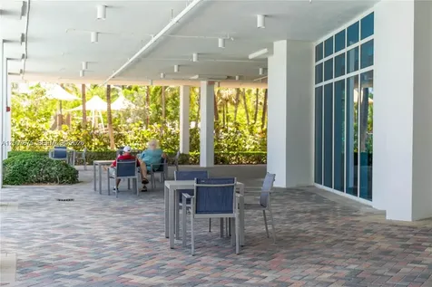 6515 Collins Avenue Miami Beach FL 33141