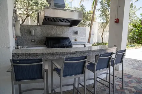 6515 Collins Avenue Miami Beach FL 33141