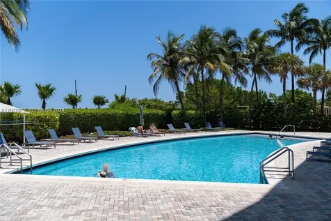 6515 Collins Avenue Miami Beach FL 33141