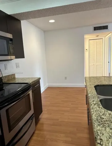 15570 SW 105th Lane Miami FL 33196