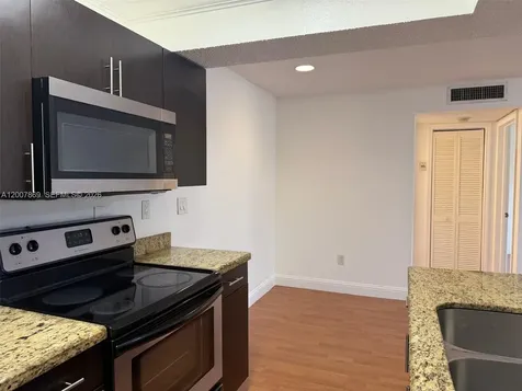 15570 SW 105th Lane Miami FL 33196