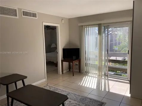 5300 NE 6th Avenue Oakland Park FL 33334