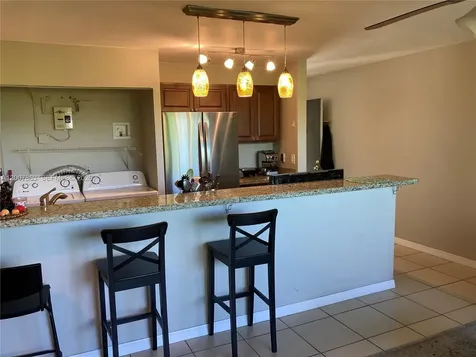 5300 NE 6th Avenue Oakland Park FL 33334