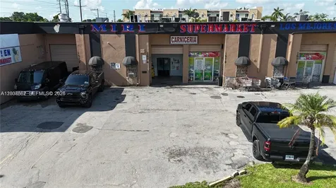 1574 W 39 Place Hialeah FL 33012