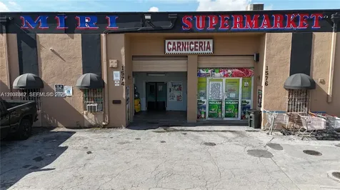 1574 W 39 Place Hialeah FL 33012