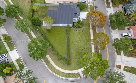 1381 NW 144th Avenue Pembroke Pines FL 33028