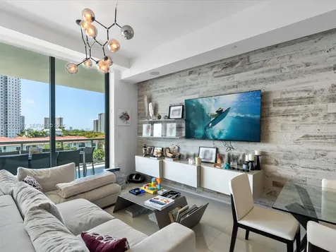3250 NE 188th Street Aventura FL 33180
