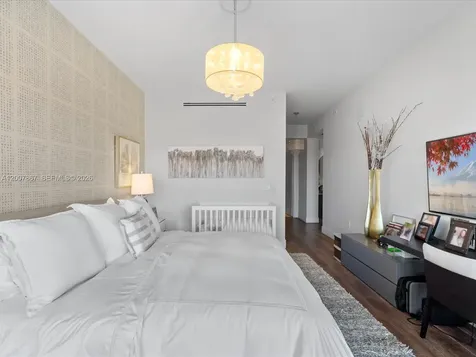 3250 NE 188th Street Aventura FL 33180