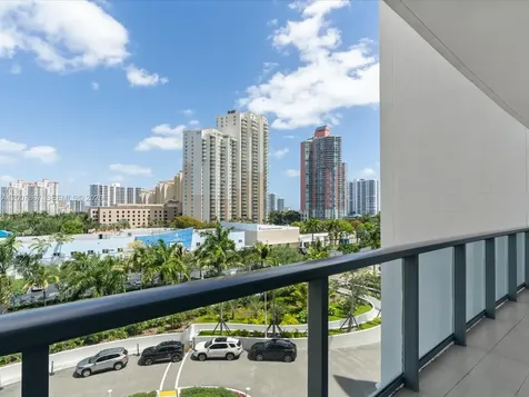 3250 NE 188th Street Aventura FL 33180