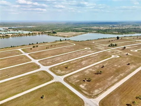 18 Cockatiel Way Other City - In The State Of Florida FL 33946