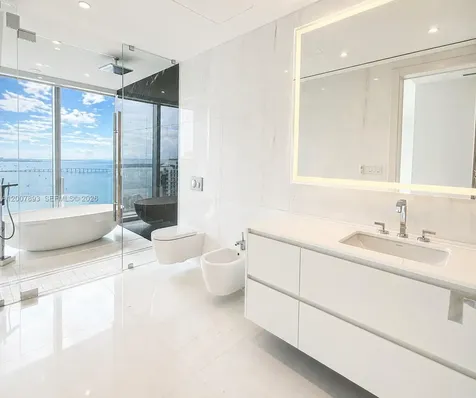 300 Biscayne Boulevard Way Miami FL 33131