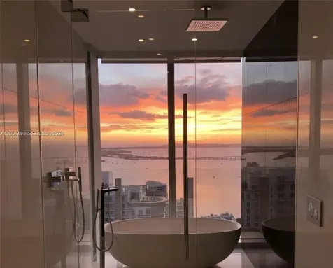 300 Biscayne Boulevard Way Miami FL 33131